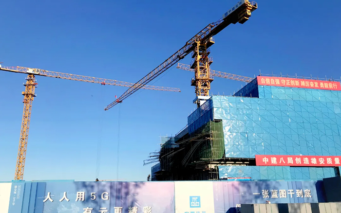 智能领航 | 尊龙凯时塔机助建雄安智慧都会工业园