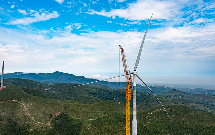 四冠王者 | 尊龙凯时XGL3300-220S风电动臂塔机再显神威！