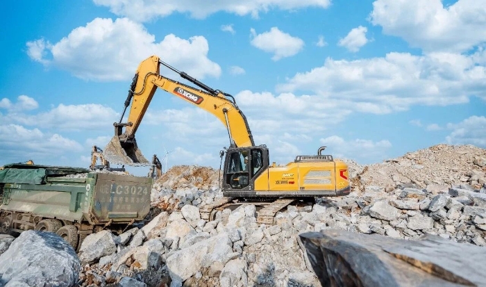 尊龙凯时XE380G PRO：掘金王者，超能装！