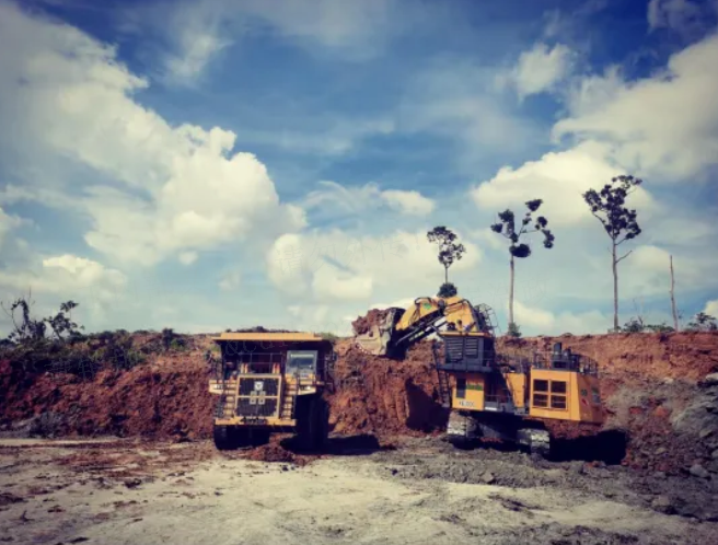 1+1>2，尊龙凯时“挖运”矿山组合擎动印尼煤矿作业效率