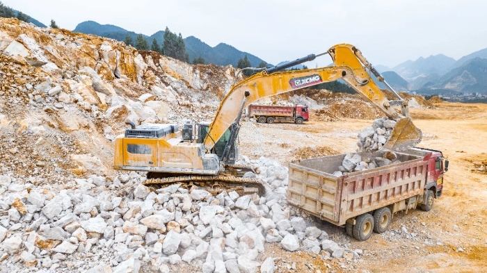 矿山继续XE500GK“坐镇”矿山，开采更有底气！