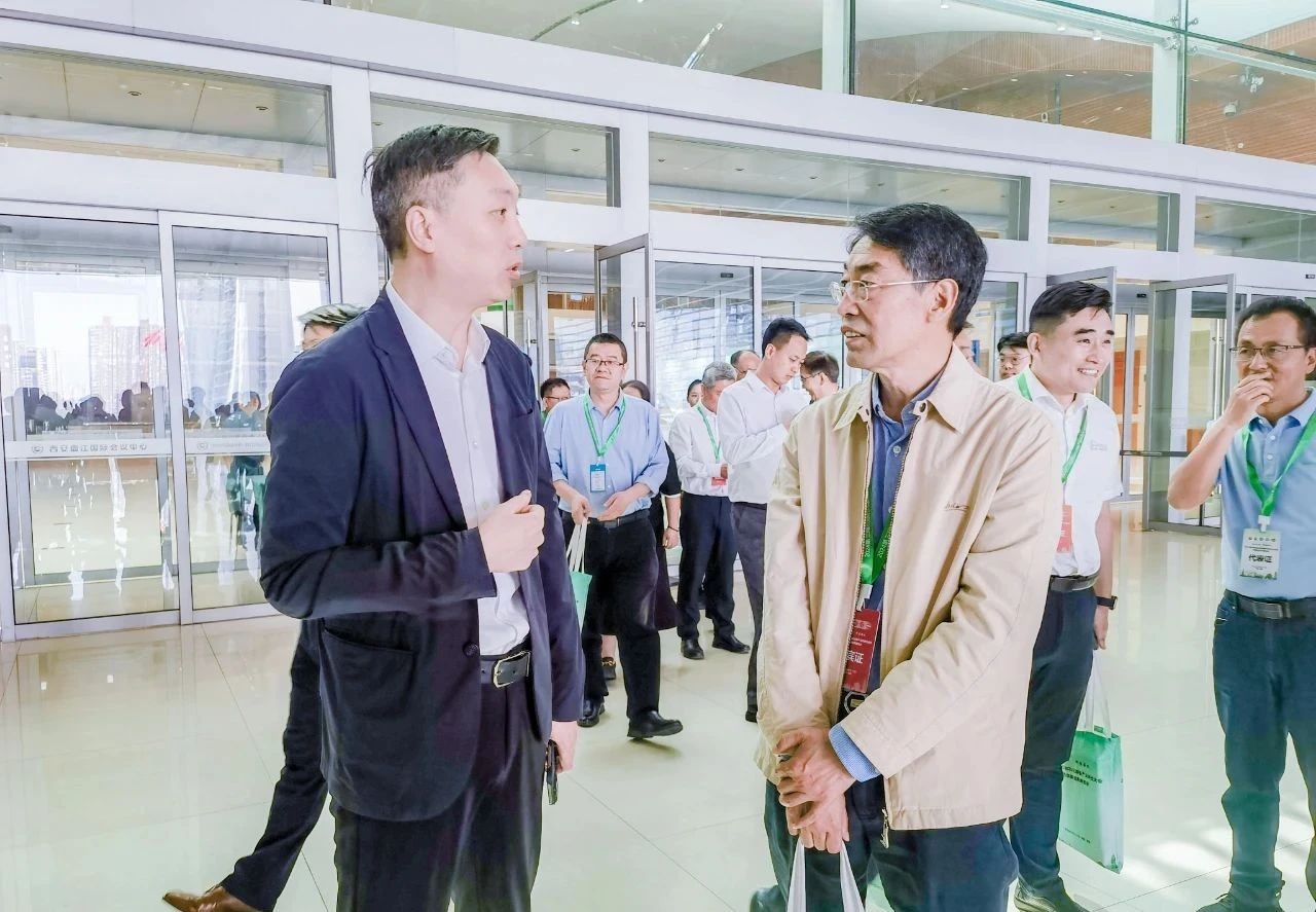 勇挑创新重担，发展新质生产力——尊龙集团官网参加第三届石油石化装备产业科技大会(图5)